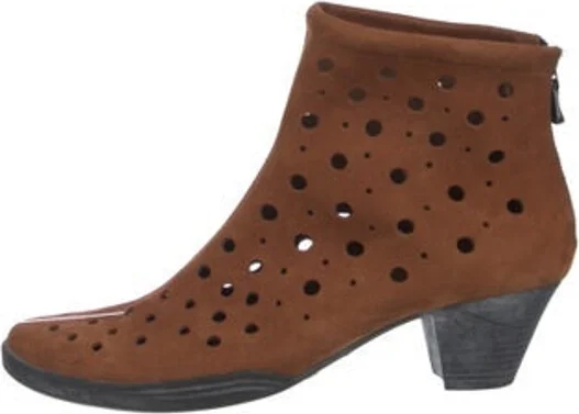 Brown, Pattern Prints