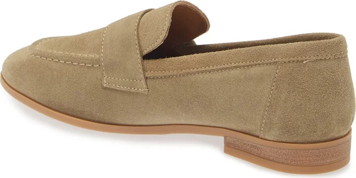 Ardelle Moc Toe Loafer - Image 2