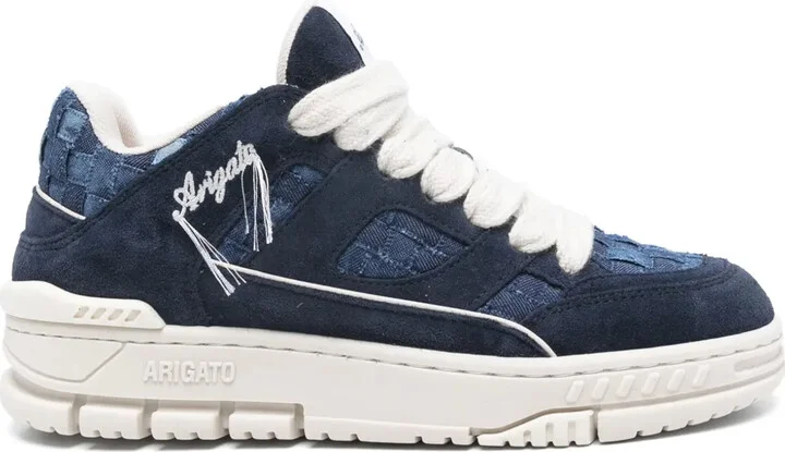 Area sneakers