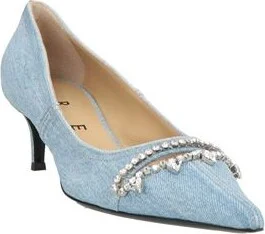 Area Woman Pumps - Image 2