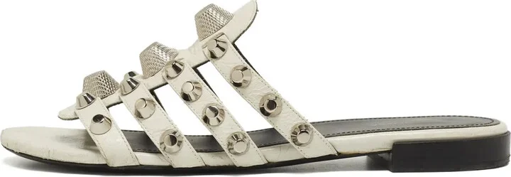 Arena sandals