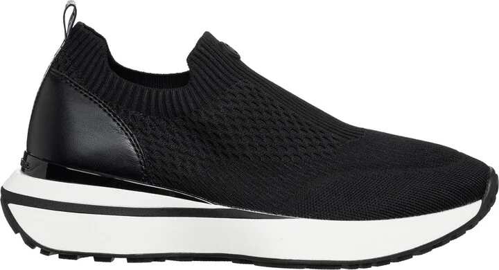 Ari Slip-on shoes