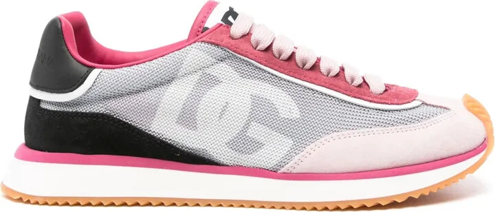 Aria sneakers