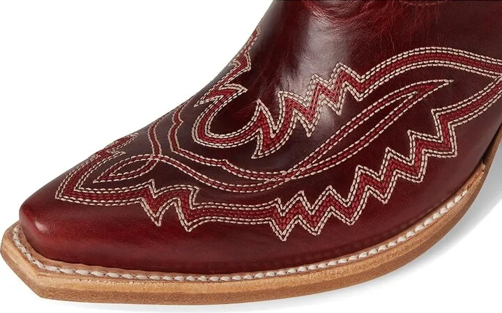 Ariat Casanova Western Boots Women's Boots Red Alert : 6 B - Medium, Leather - Image 2