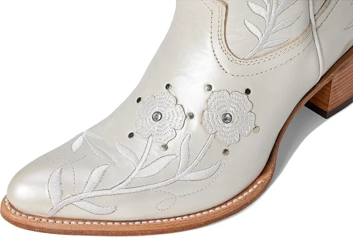Ariat Romance Western Boots Women's Boots Pearly White : 6.5 B - Medium, Leather - Image 2