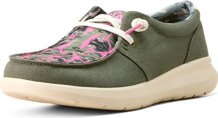 Olive Green/Hot Pink Deer Skull