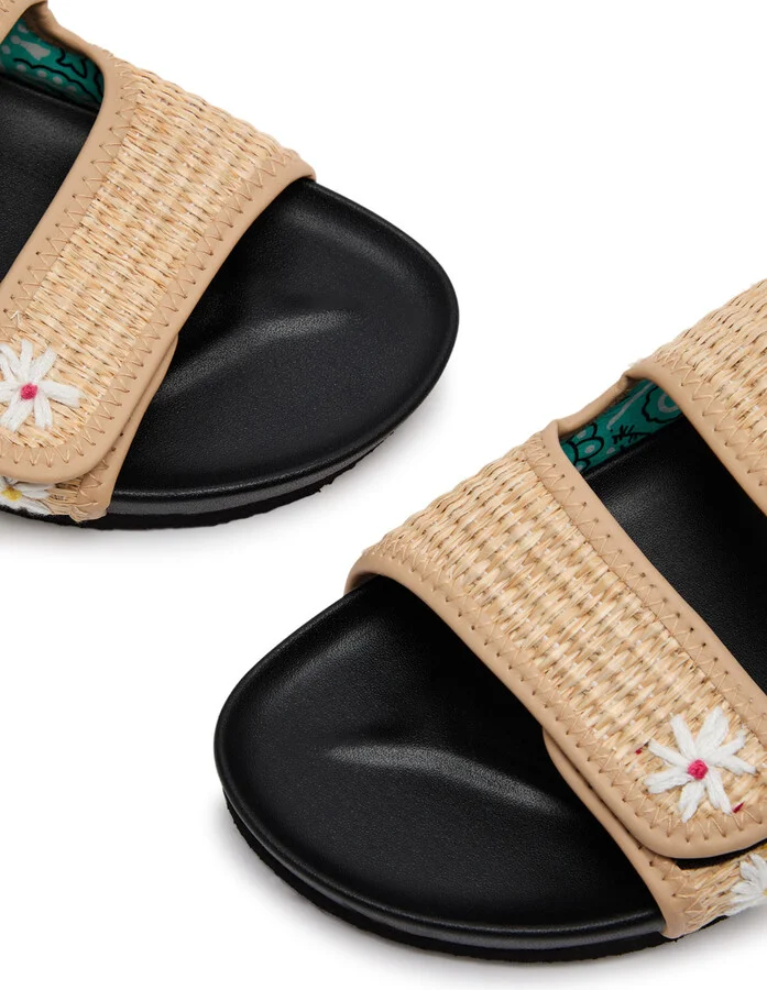 Arizona Love Apache Flower Raffia Sandals - Image 3