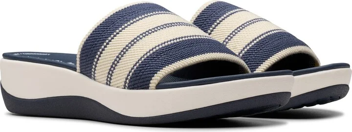 Arla Hollis Wedge Sandal - Image 8