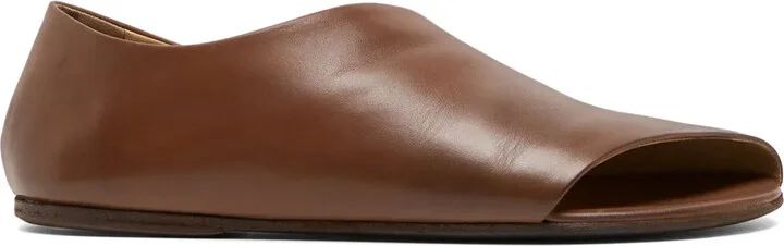 Arsella sandals