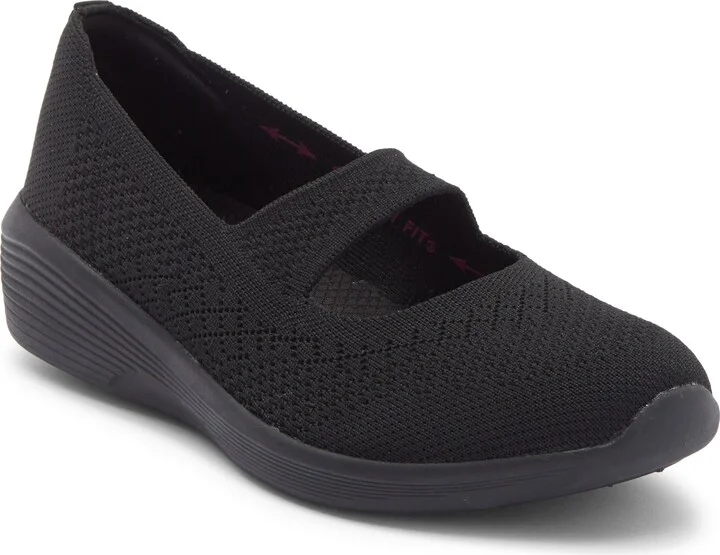 Arya Lovesome Slip-On Sneaker