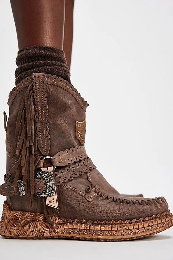 Arya Mocc Boots - Image 2