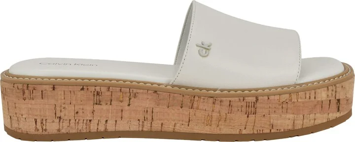 Arzelia Platform Sandal - Image 2
