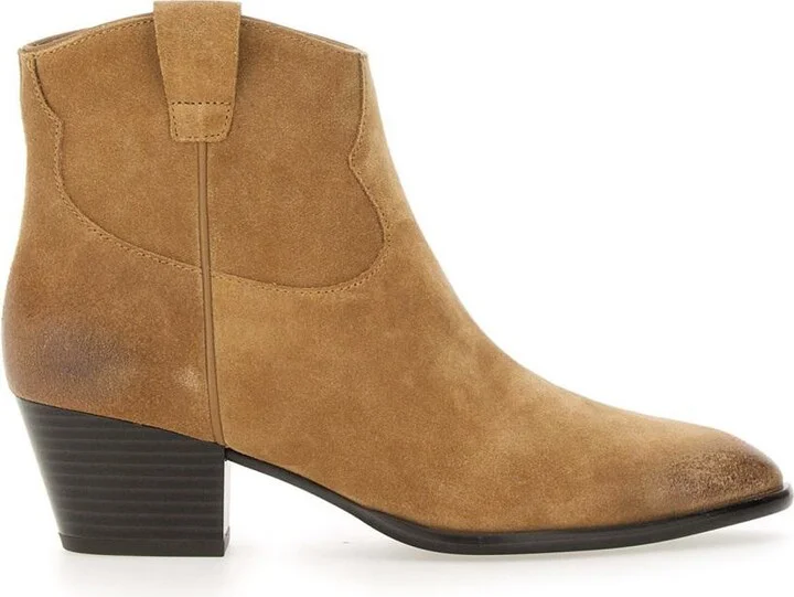 Ash Boot "Hunger"