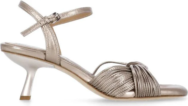 Ash With Heel