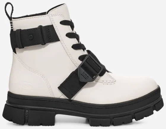 Ashton Lace Up