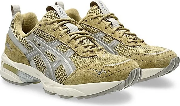 ASICS Gel-1090v2 Sportstyle Sneakers in Khaki Beige/Oyster Grey - Image 2