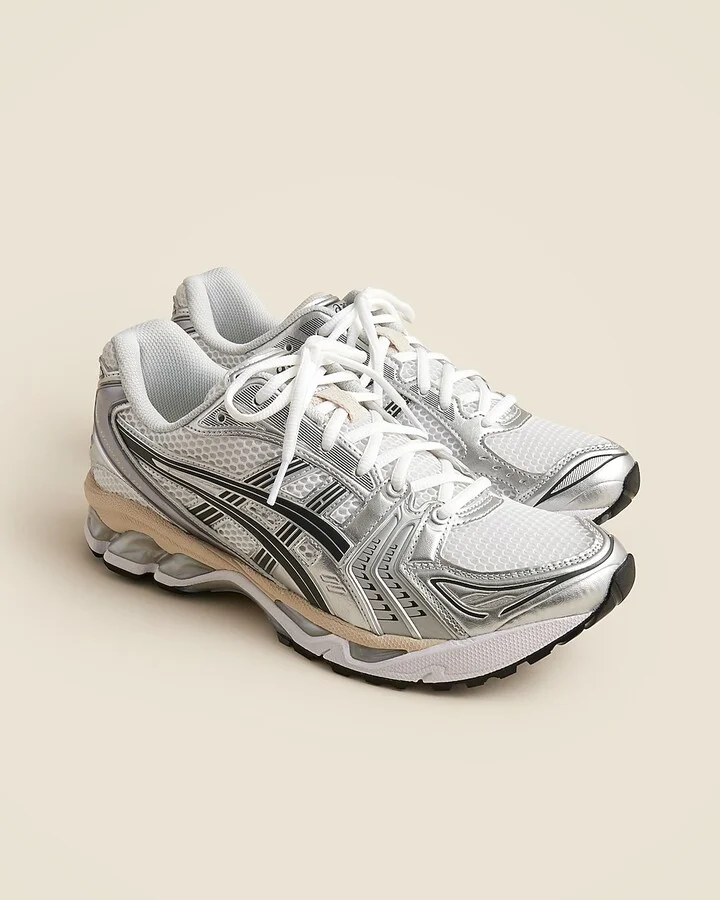 White Graphite White
