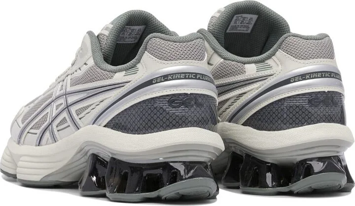 Asics "Gel-Kinetic Fluent" Sneakers - Image 4