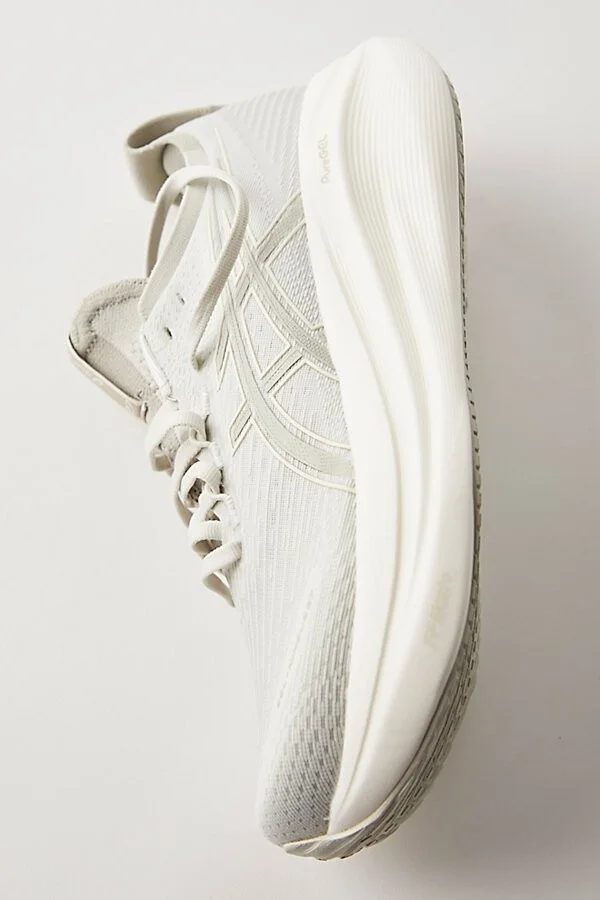 Lake Grey/white Sage