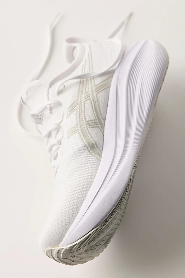 White/glacier Grey