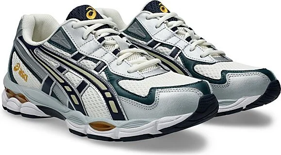 ASICS Gel-NYC 2055 Sportstyle Sneakers in Cream/Midnight - Image 2