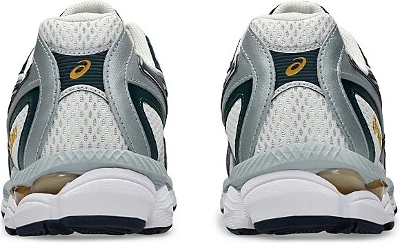 ASICS Gel-NYC 2055 Sportstyle Sneakers in Cream/Midnight - Image 5