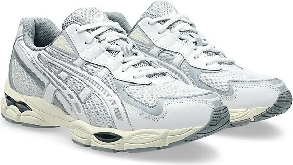 ASICS Gel-NYC 2055 Sportstyle Sneakers in Cream/Midnight - Image 10