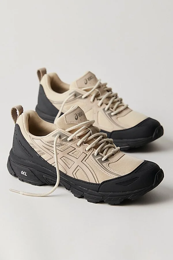 ASICS GEL-Venture 6 Shield Sneakers - Image 2