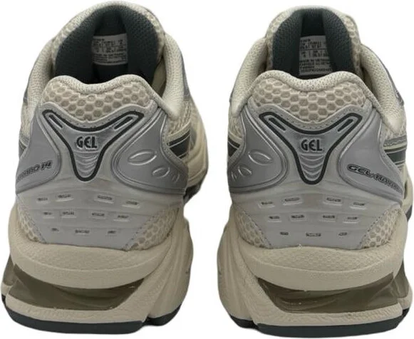 Asics Snakers Shoes - Image 3