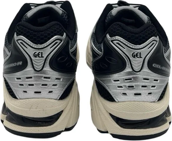 Asics Snakers Shoes - Image 3