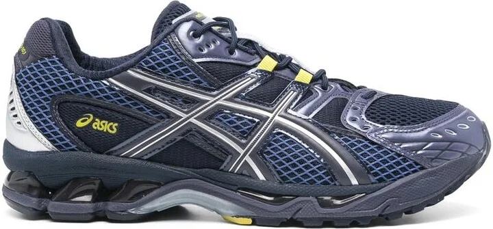 Asics Sneakers