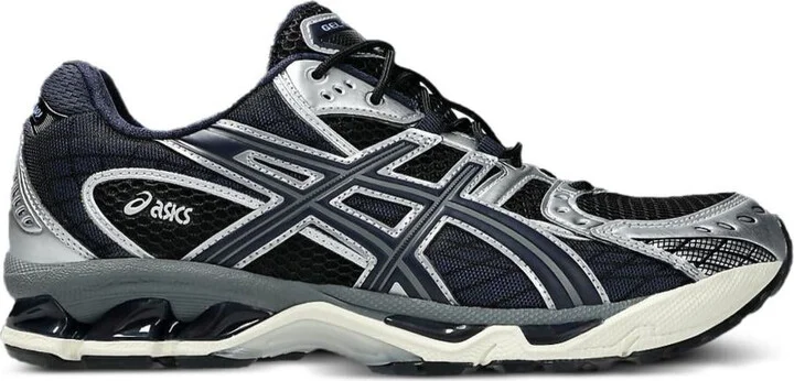 Asics Sneakers