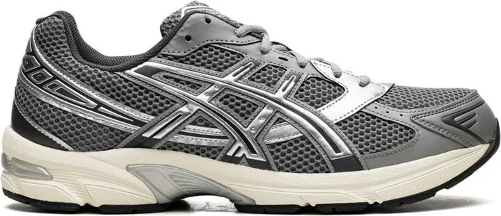 Asics Sneakers