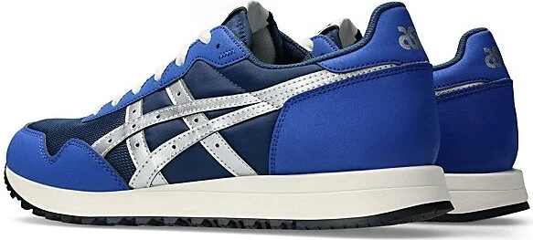 ASICS Tiger Runner II Sportstyle Sneakers in Graphite Grey/Cloud Grey at Urban Outfitters - Image 11