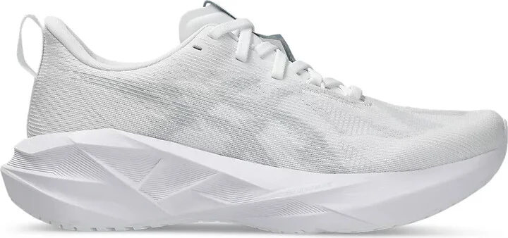 Asics Women's Novablast 5