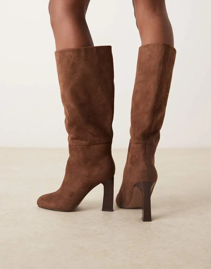 ASOS DESIGN Carly block heel pull-on knee boots in chocolate brown suedette - Image 3