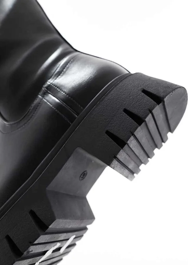 ASOS DESIGN Carter chunky flat knee boots in black - Image 3