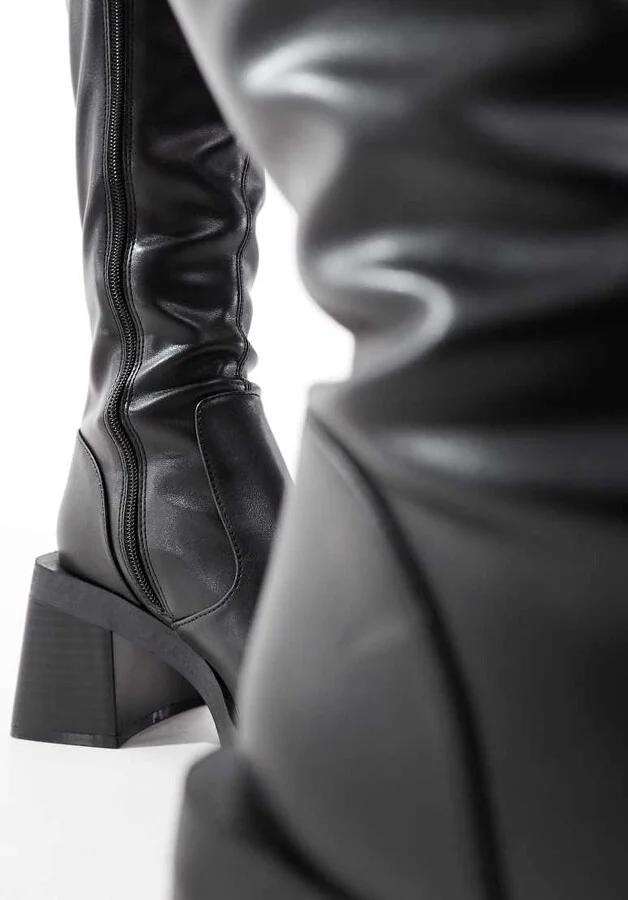 ASOS DESIGN Charlotte heeled knee boots in black - Image 3