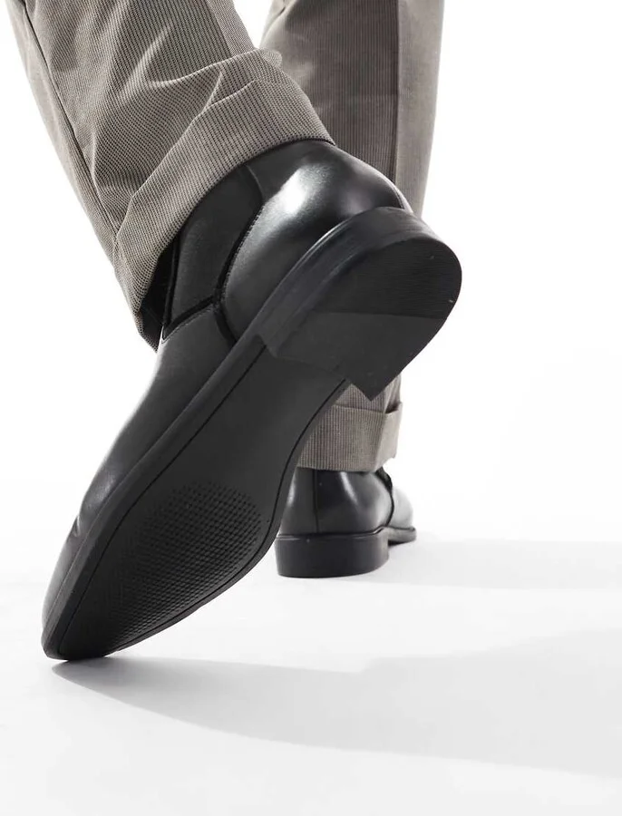 ASOS DESIGN chelsea boots in black leather - Image 4