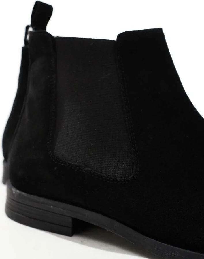 ASOS DESIGN chelsea boots in black suede - Image 4