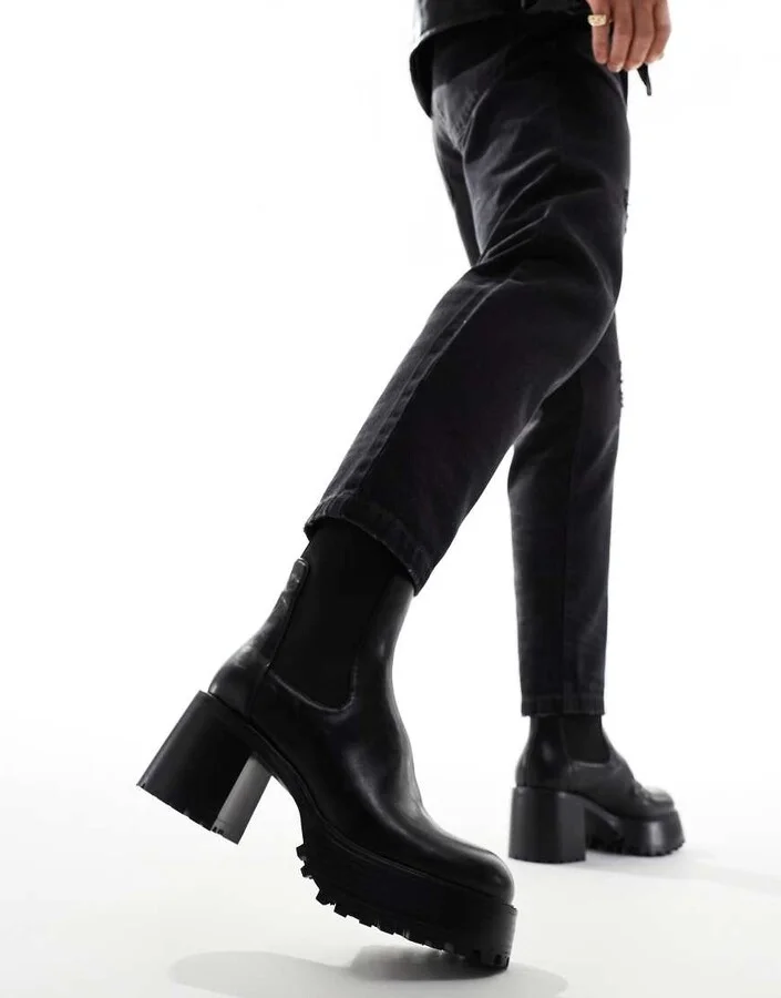 ASOS DESIGN chelsea boots in black with chunky soles