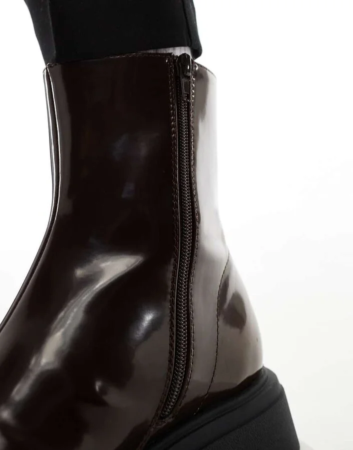 ASOS DESIGN Chelsea boots in brown with square toe - Image 4