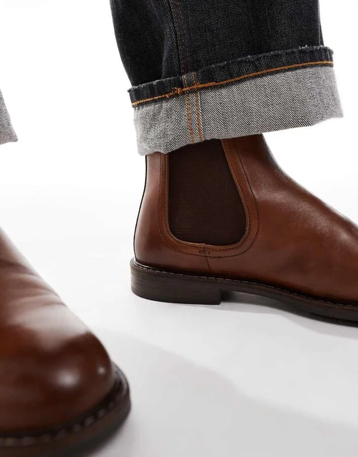 ASOS DESIGN chelsea boots in tan leather - Image 4