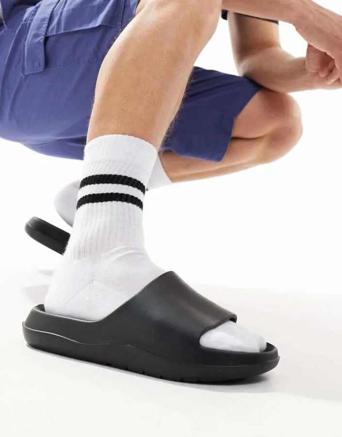 ASOS DESIGN chunky sliders in black - Image 4