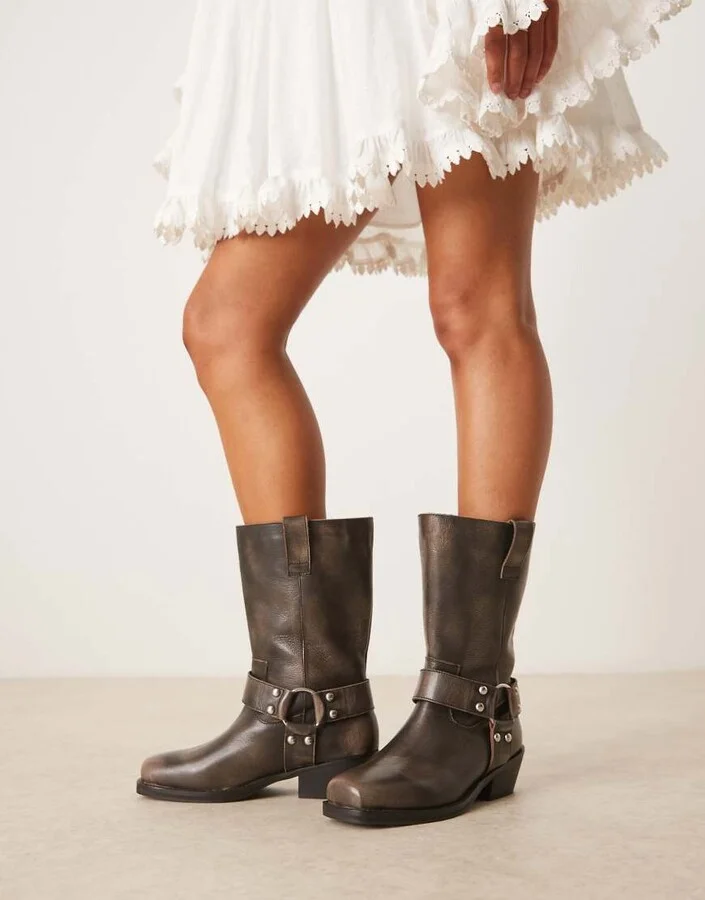 ASOS DESIGN Cyrus leather harness knee boots in aged gray - Image 2