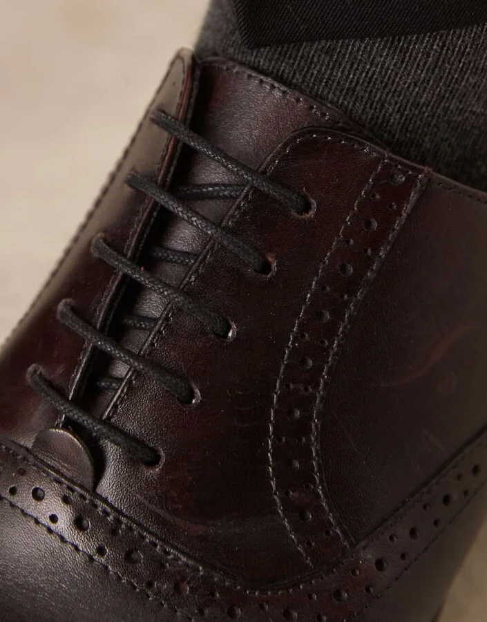 ASOS DESIGN derby lace up shoes in burgundy leather - Image 2