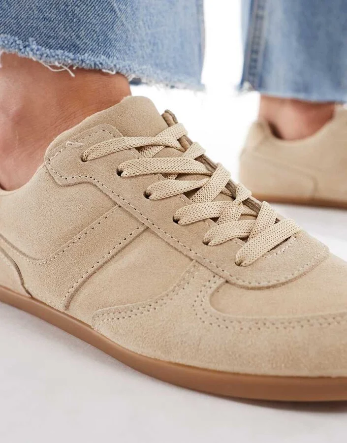 ASOS DESIGN Diligent slim lace up sneakers in sand suede - Image 3