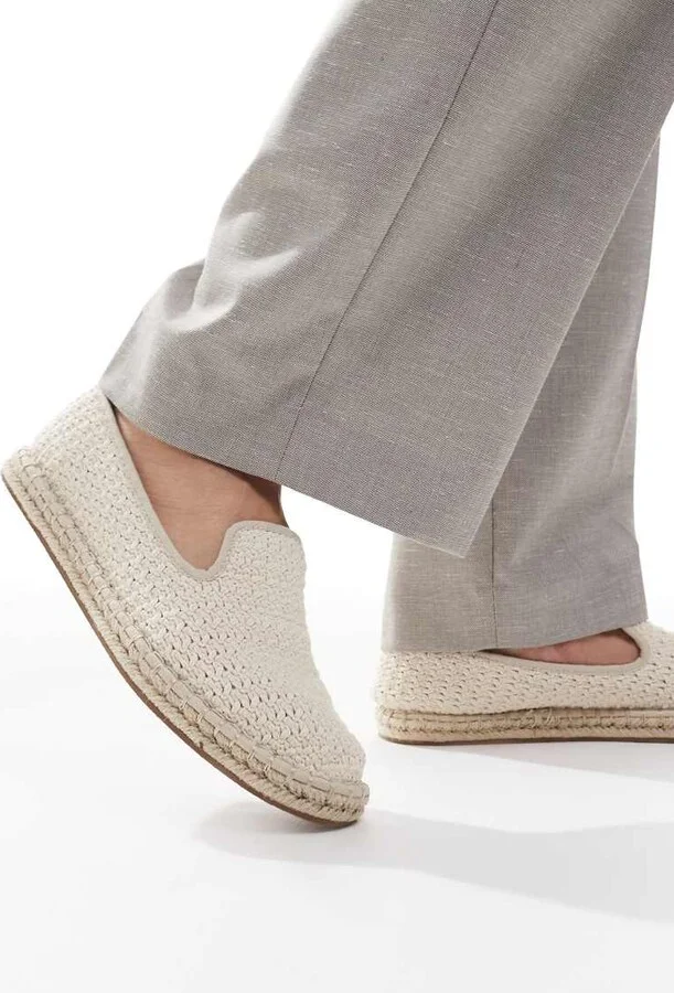 ASOS DESIGN espadrilles in off white weave