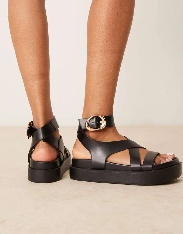 ASOS DESIGN Farrah cross strap footbed sandals in black - Image 2