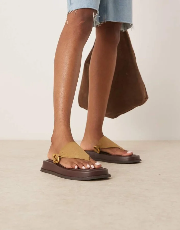 ASOS DESIGN Fergie toe thong flatform mules with hardware in khaki - Image 3